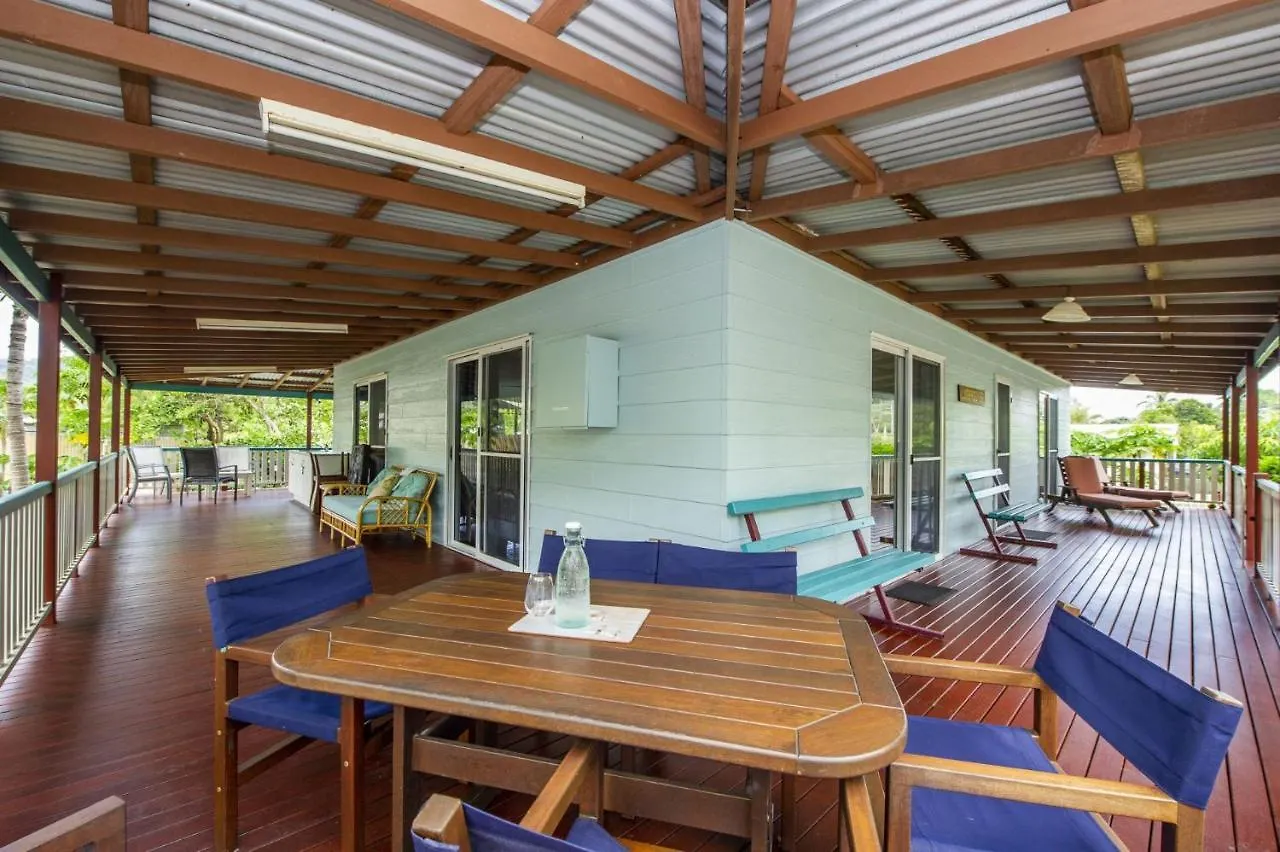 Ludbrookes Villa Nelly Bay Feriehus
